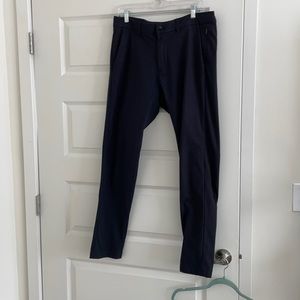 Lululemon commission pant in black